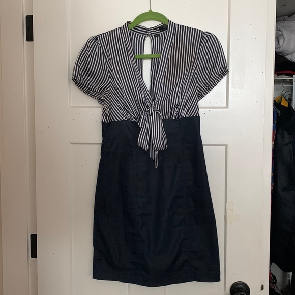 GUESS Los Angeles Nautical Denim Dress. Body con. Size 5 - Picture 1 of 4